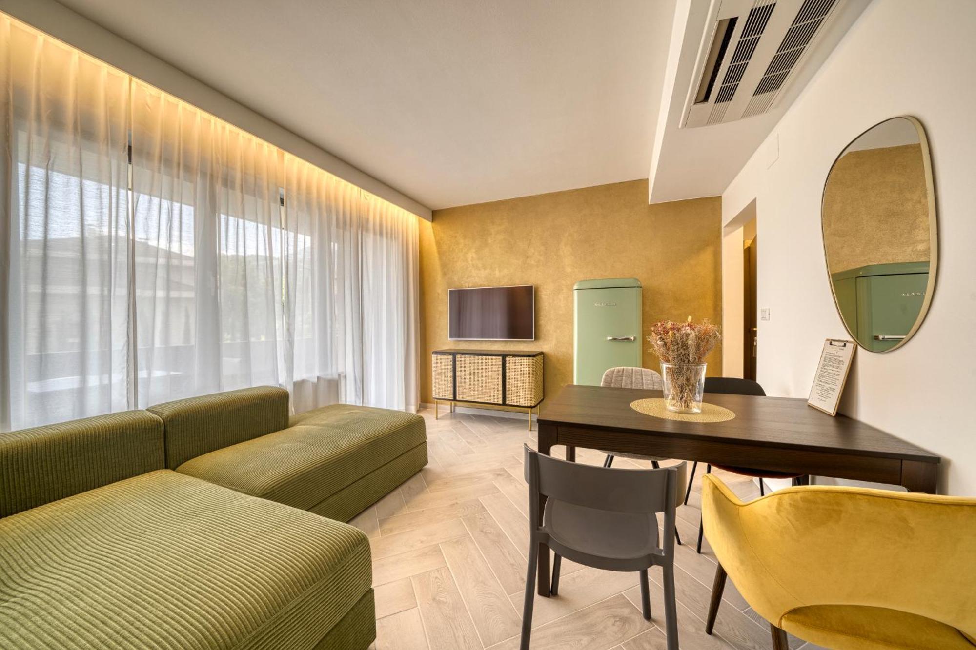 لانا Goldfinger + Suites المظهر الخارجي الصورة