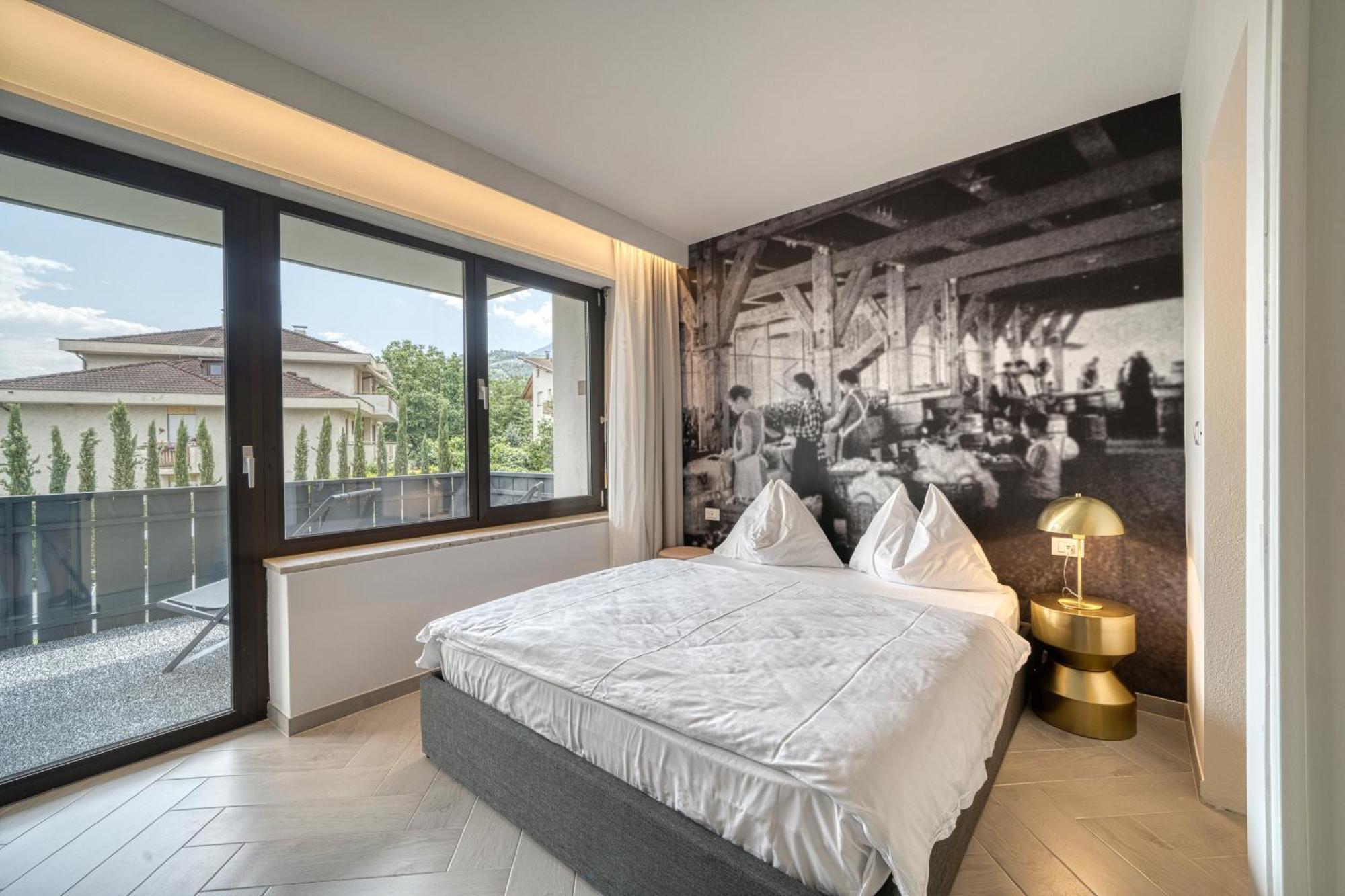 لانا Goldfinger + Suites المظهر الخارجي الصورة